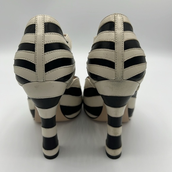 GUCCI LESLEY ZEBRA-INLAY MARYJANE WITH PEARLS PUMP HEELS SIZE 35 - Picture 5 of 10